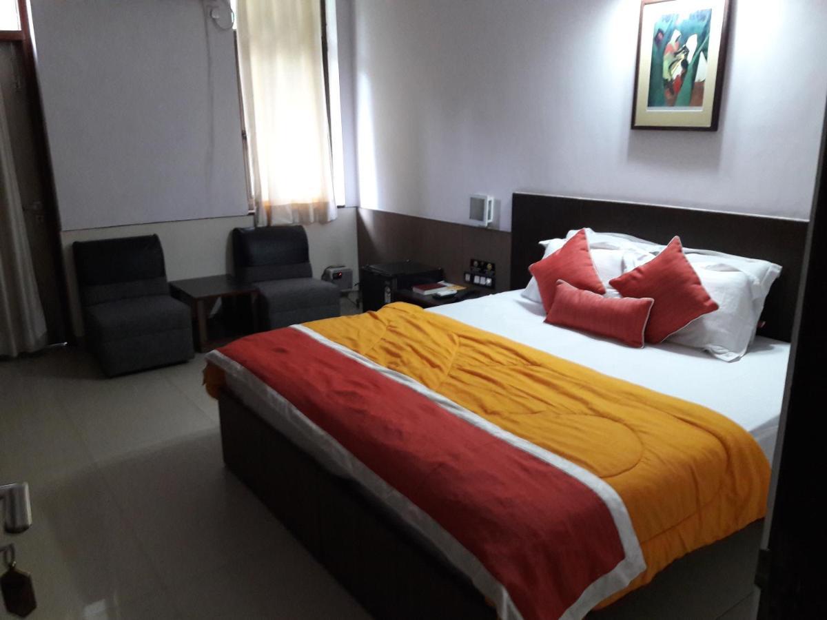 New Delhi Ymca Tourist Hostel Ngoại thất bức ảnh