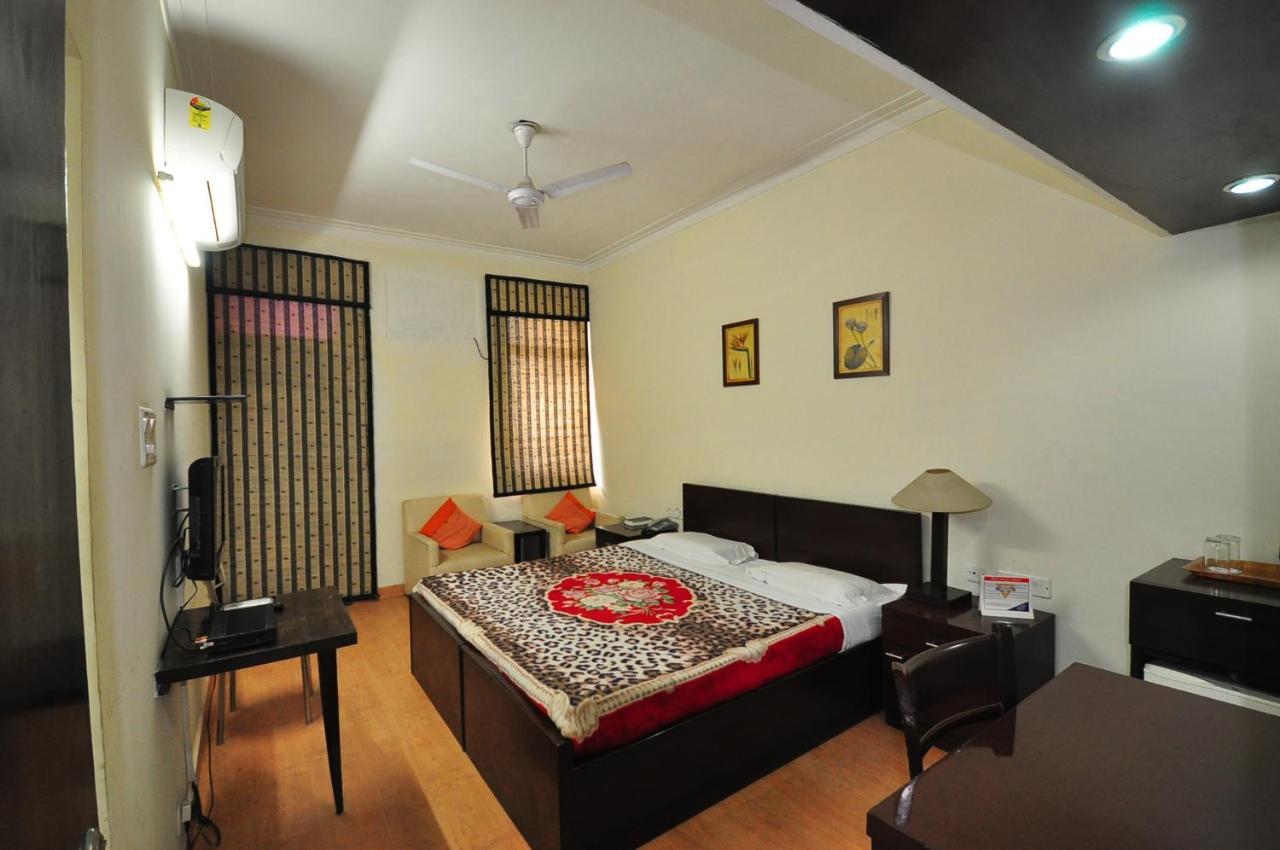 New Delhi Ymca Tourist Hostel Ngoại thất bức ảnh