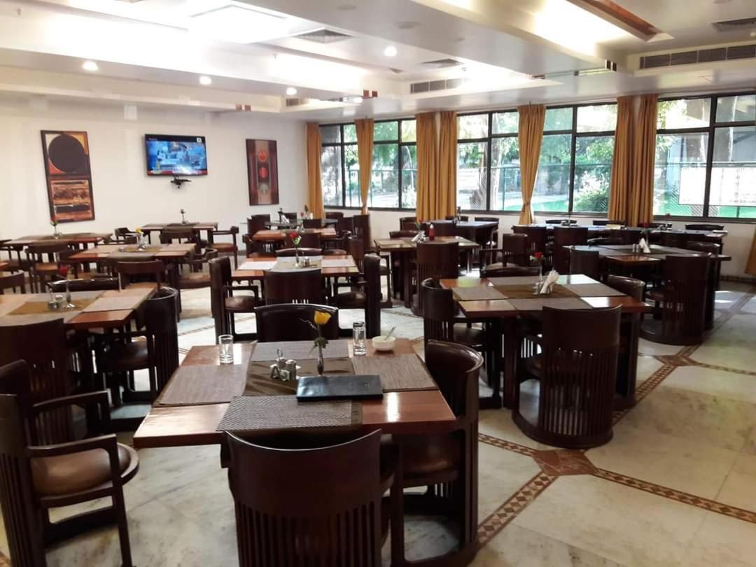 New Delhi Ymca Tourist Hostel Ngoại thất bức ảnh