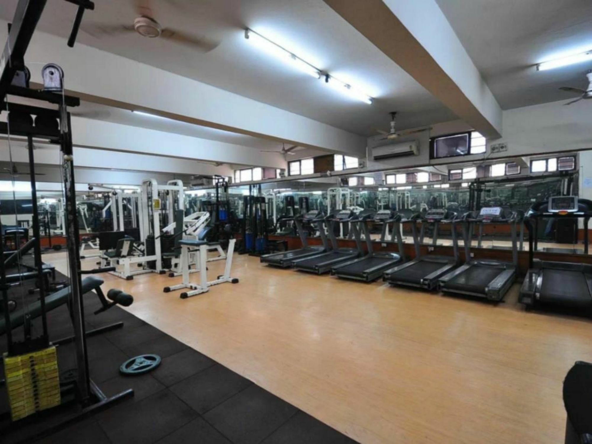 New Delhi Ymca Tourist Hostel Ngoại thất bức ảnh